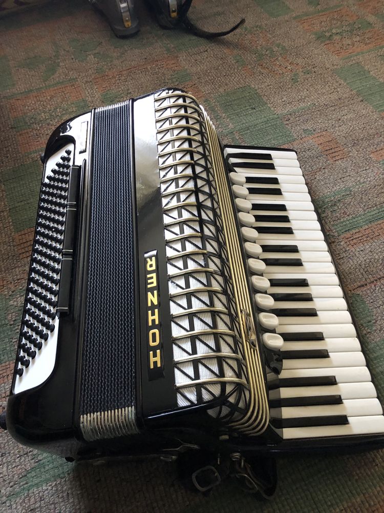 Hohner atlantic 4