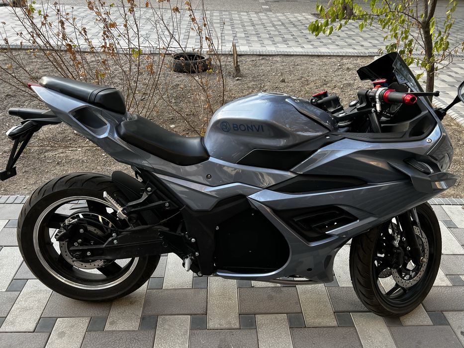 Электро мотоцикл ducati panigale