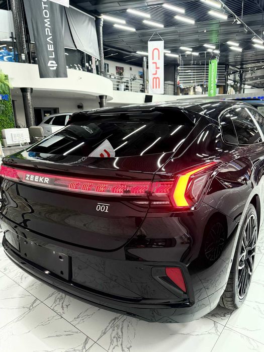 Zeekr 001 you Z sport