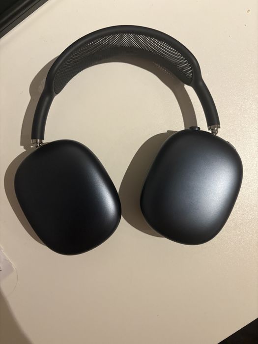 AirPods Max – ca si noi, folosite foarte puțin!