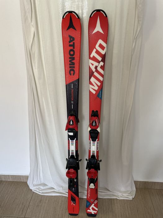 Schiuri schi 140 cm atomic redster xt