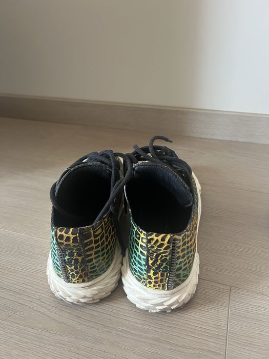 Сникърси Giuseppe Zanotti