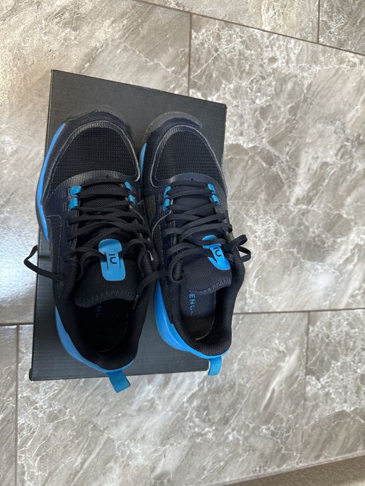 Adidasi Artengo marimea 37