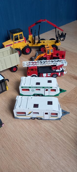 Siku machete si hot wheels