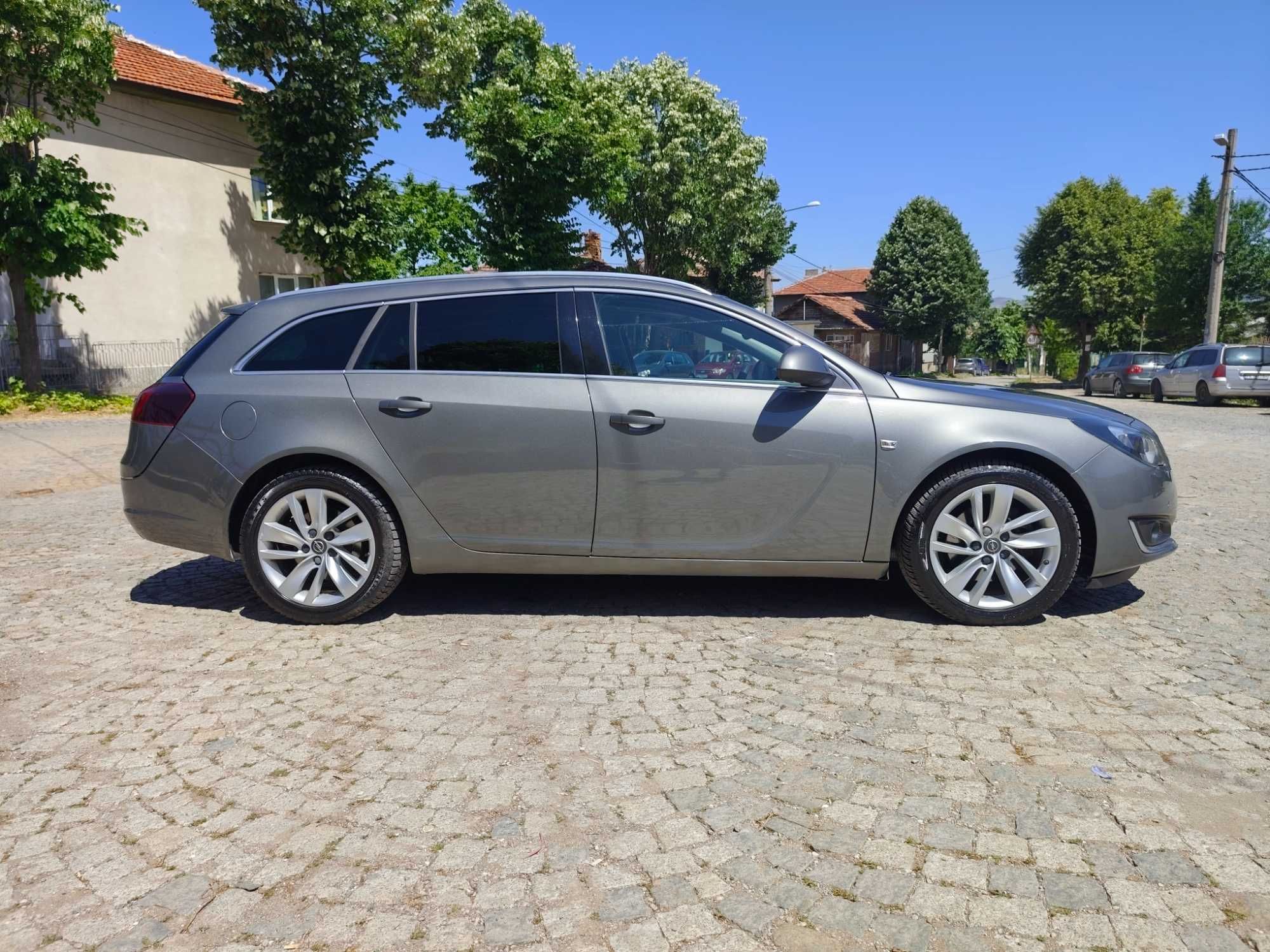 Opel Insignia 2.0CDTI Перфетно техническо състояние.