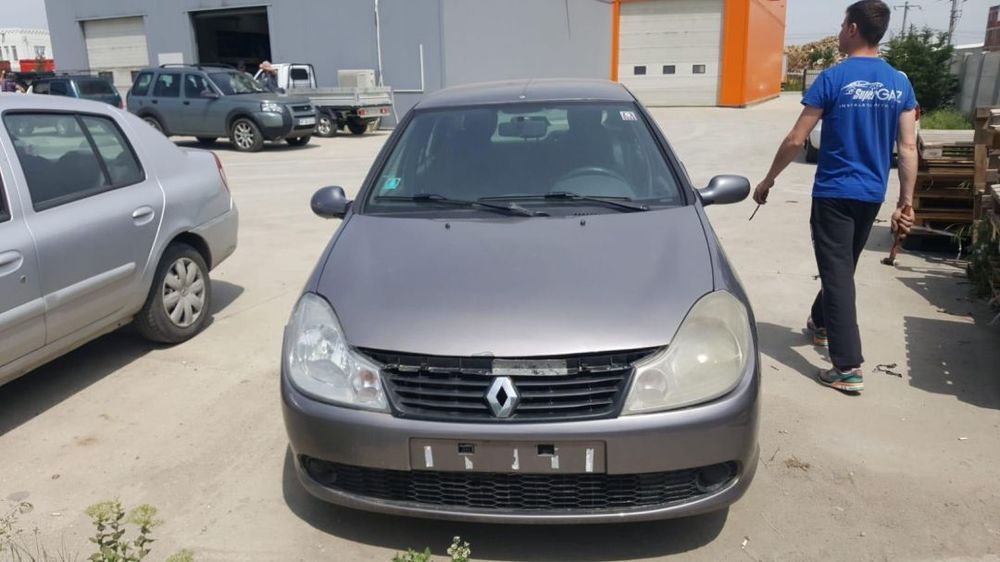 dezmembrez renault symbol thalia 1.5 dci si 1.2 16 valve