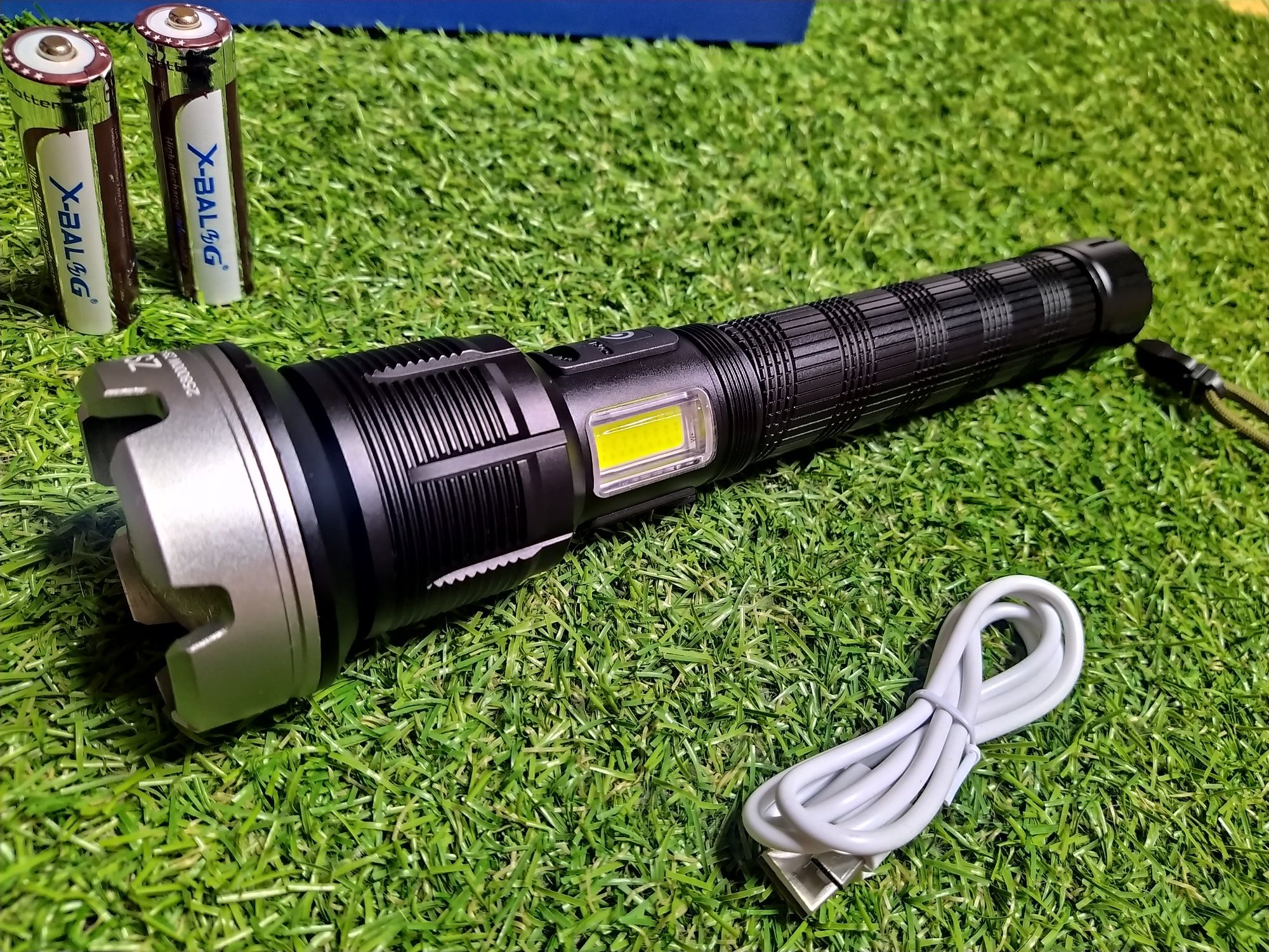 CREE P120 SW Lanterna PROFESIONALA, 100% metal cu led twelvecore + COB