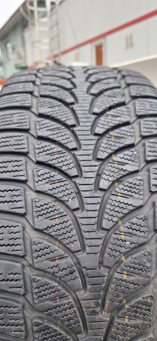 255 50 r19 iarna Bridgestone