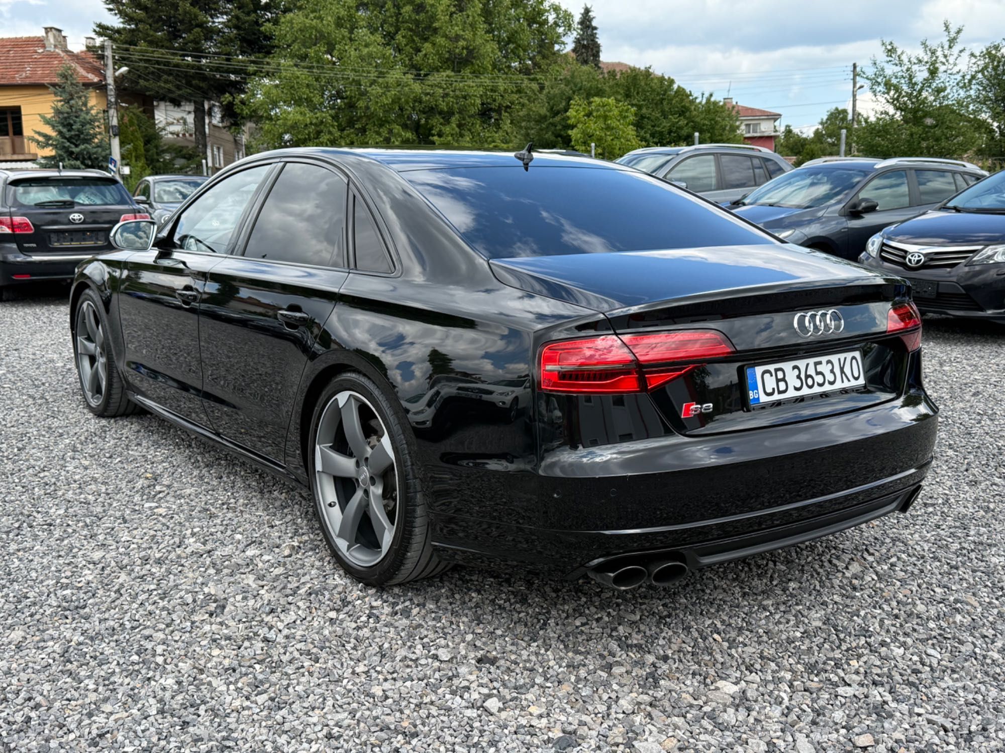 Audi S8 Facelift 2015г. 4.0 TFSI V8 (520 кс)quattro/Matrix
