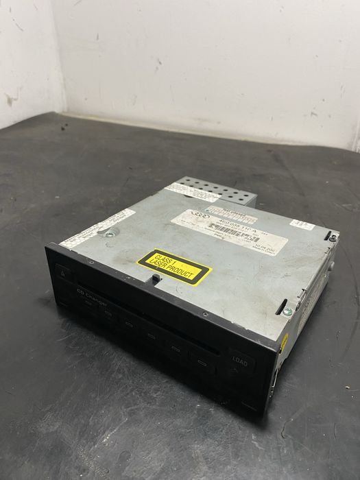 Unitate magazie CD Audi A6 Cd charger Audi A6 C6 4E0035110A