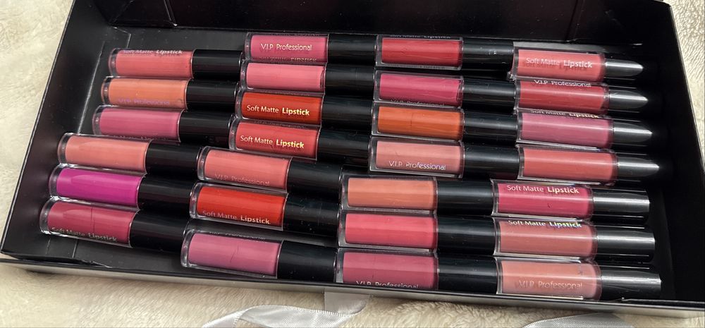 Rujuri mate catifelate