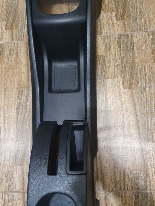 Централна Конзола - Peugeot 207 (2006г)