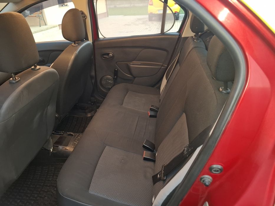 Vand Dacia Logan 1,2 a fost taxi,stare foarte bună