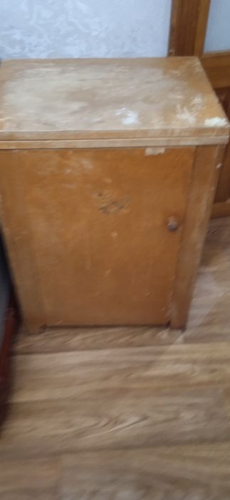 Продам швейную машинку