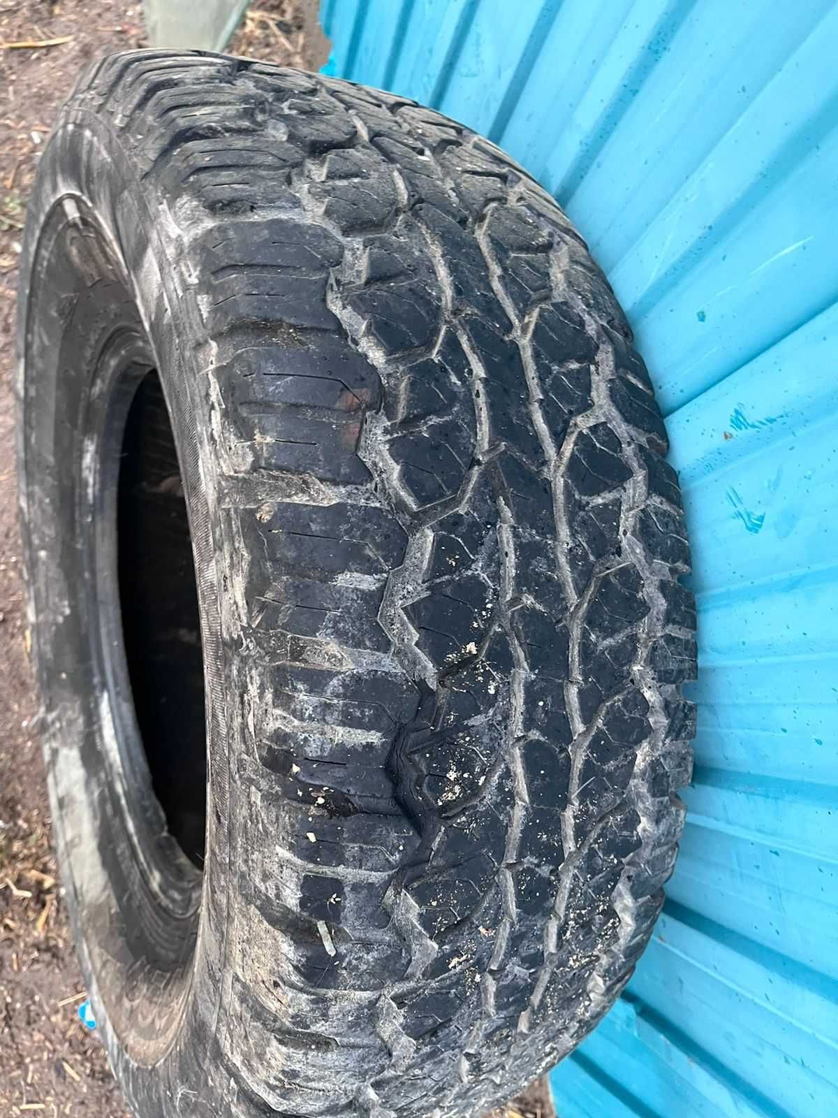 Шины 265/70/15...
