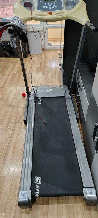 Бягаща пътека Energetics.