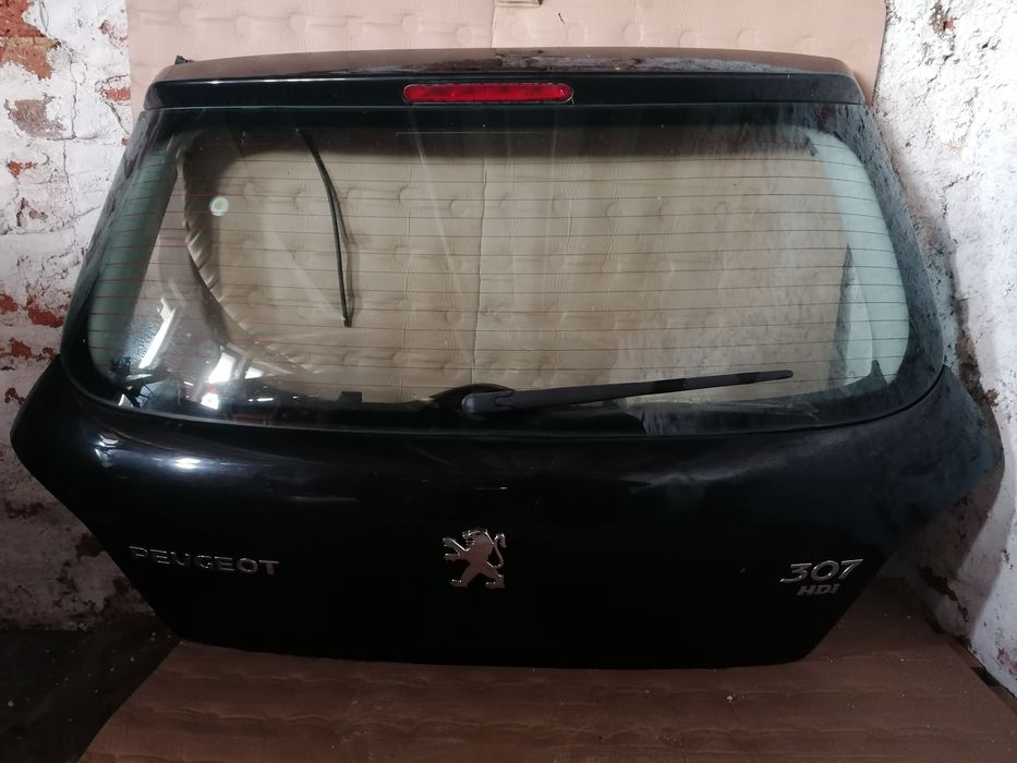Заден Капак задна Броня Peugeot 307 SW
