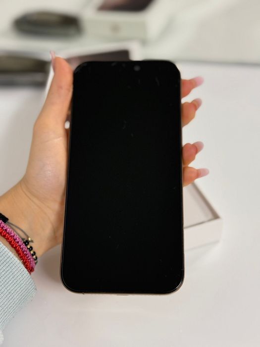 iPhone 16 Pro Max -256 GB - Titan Deșertic