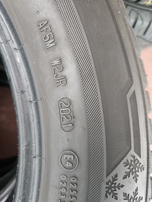 Гуми 215/60/16 дот21