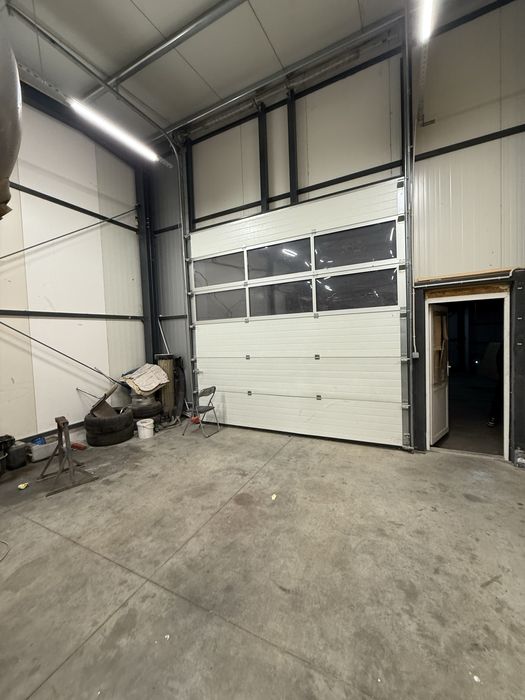 Inchiriez hala 70mp , zona dedemn