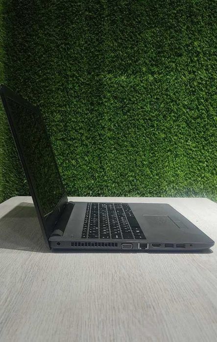 Ноутбук  HP HP 250 G6 / i3-6006U /4ГБ /128ГБ/ 15.6''