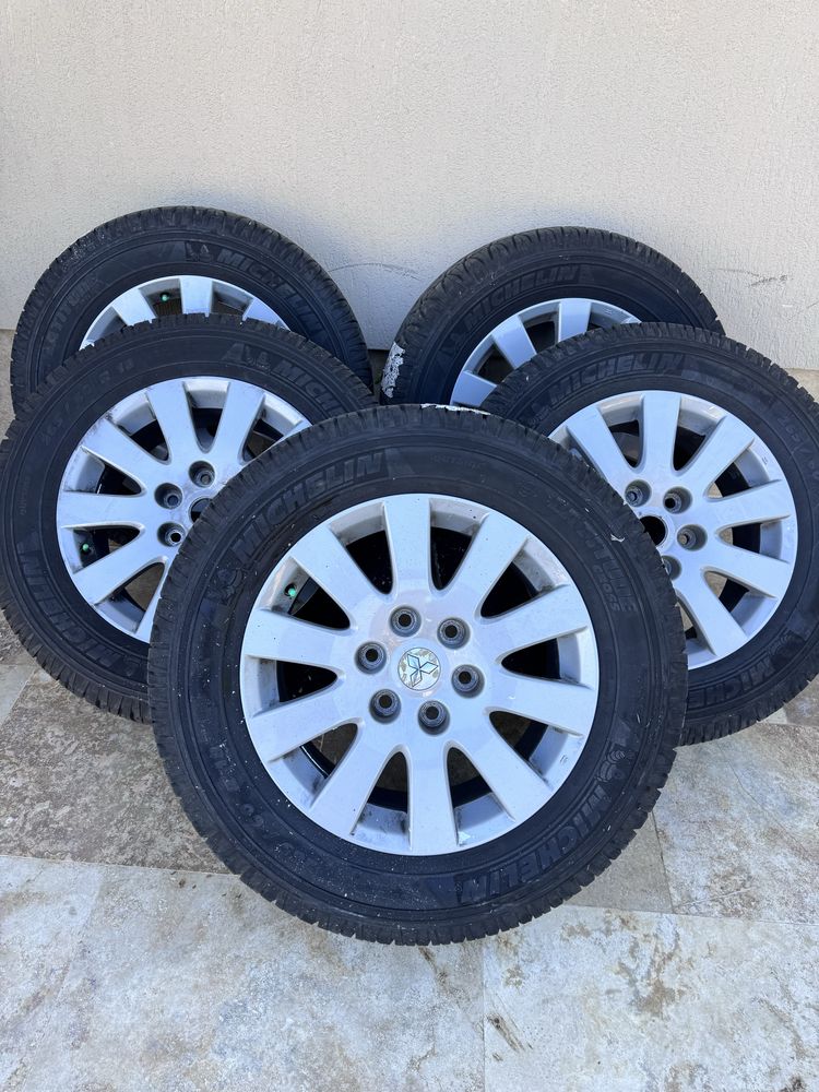 Set 5 Jante Pajero + Michelin Vara 265/60 R18