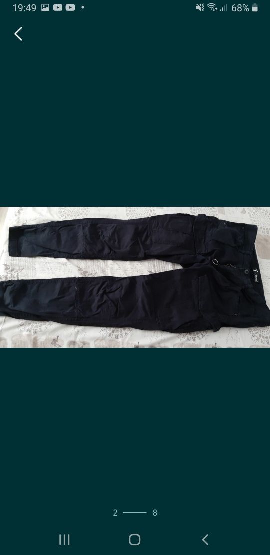 Pantaloni cargo diferite modele