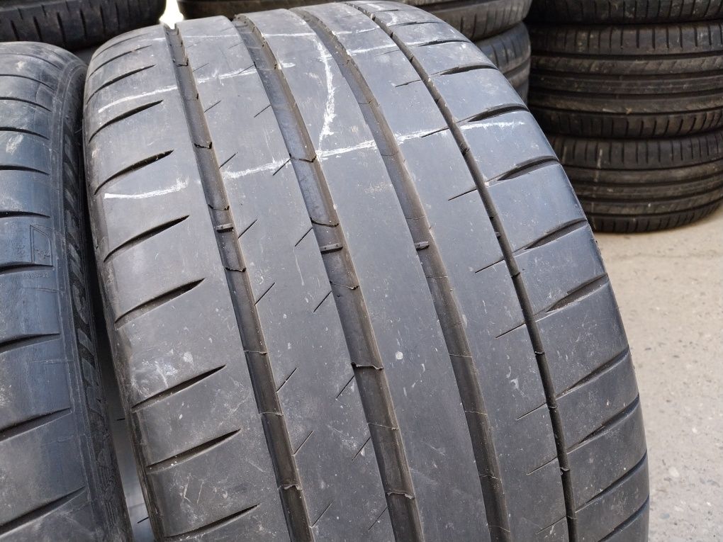 Anvelope second vara 225 40 R19 Michelin 4buc 6mm