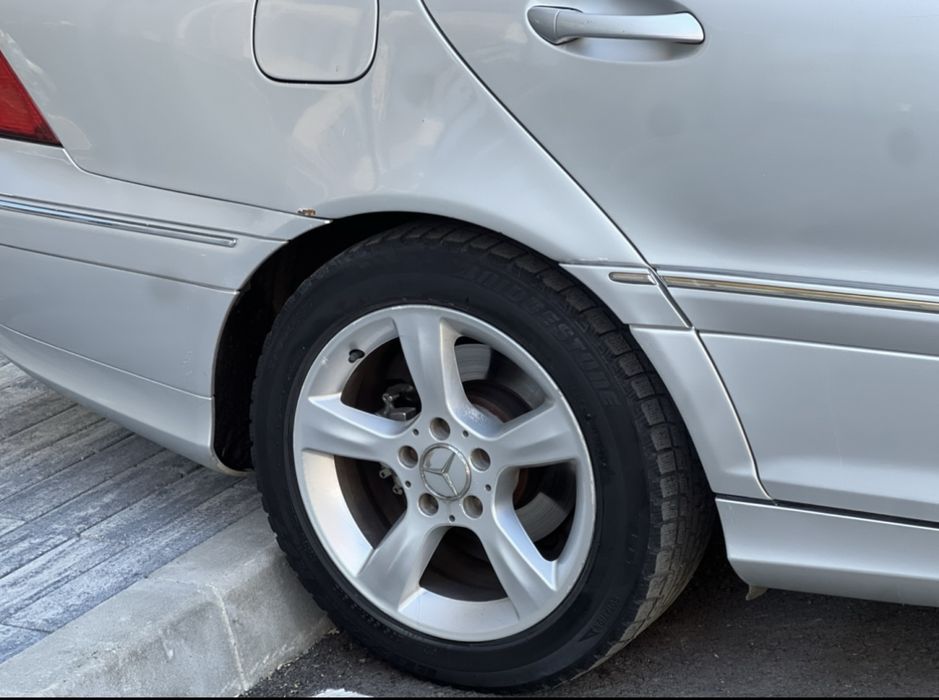 Mercedes C200