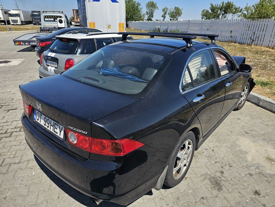 Honda Accord Avariată