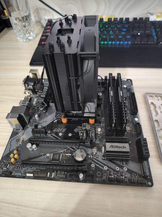 b450,r5 5500,ram 2x8gb