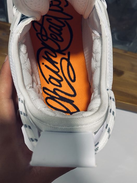 Versace chain reaction