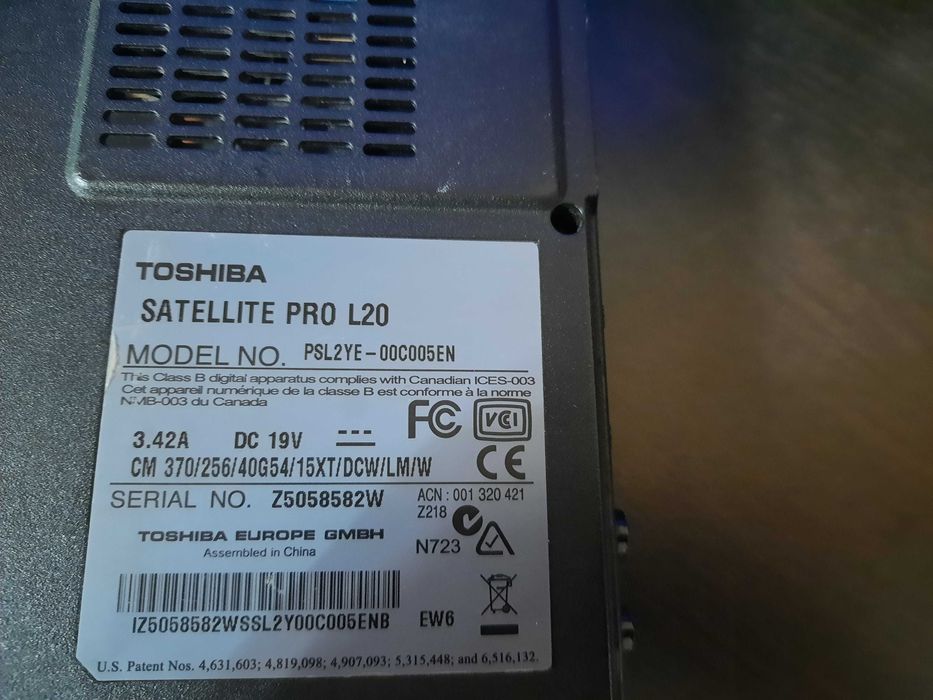 Laptop Toshiba Satellite PRO 20 model PSL2YE-00C005EN de colectie