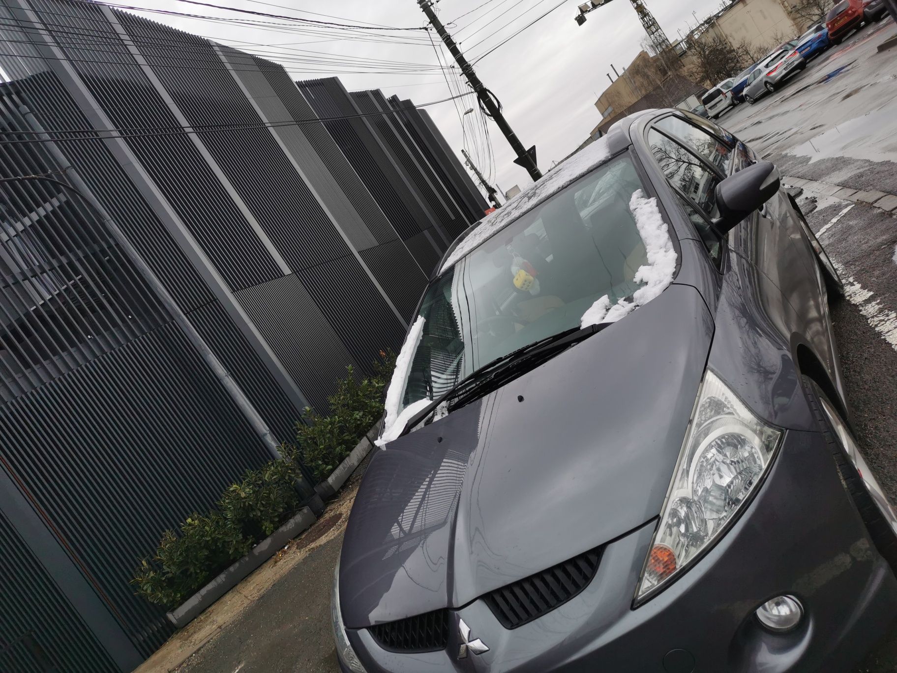 Mitsubishi grandis