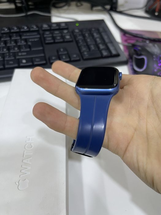 Apple Watch Series 7 • 45 мм • 32 GB • 85%