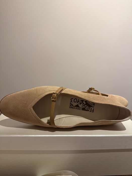 Нови обувки Ferragamo,38 ,5 размер