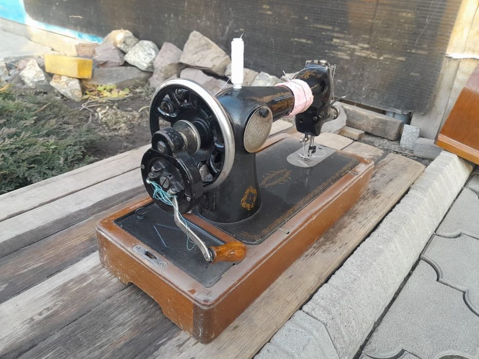 Продам швейную манку