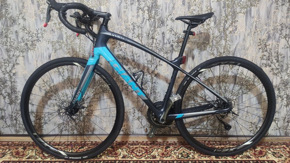 Карбоновый гравийний велосипед Giant Anyroad 2 carbon