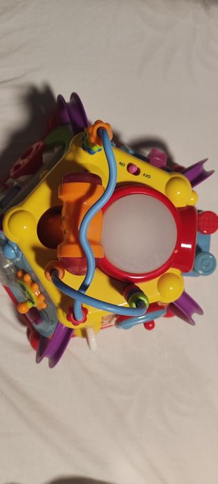 Vând jucărie interactiva pentru copii