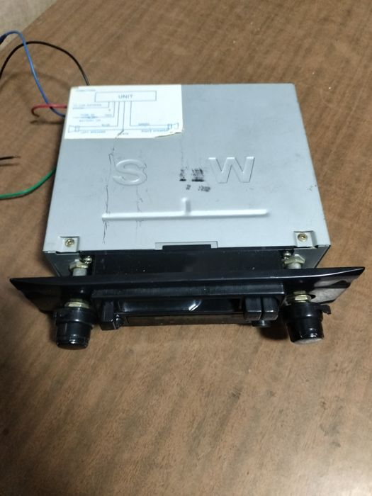 Продам авто магнитолу магнитофон