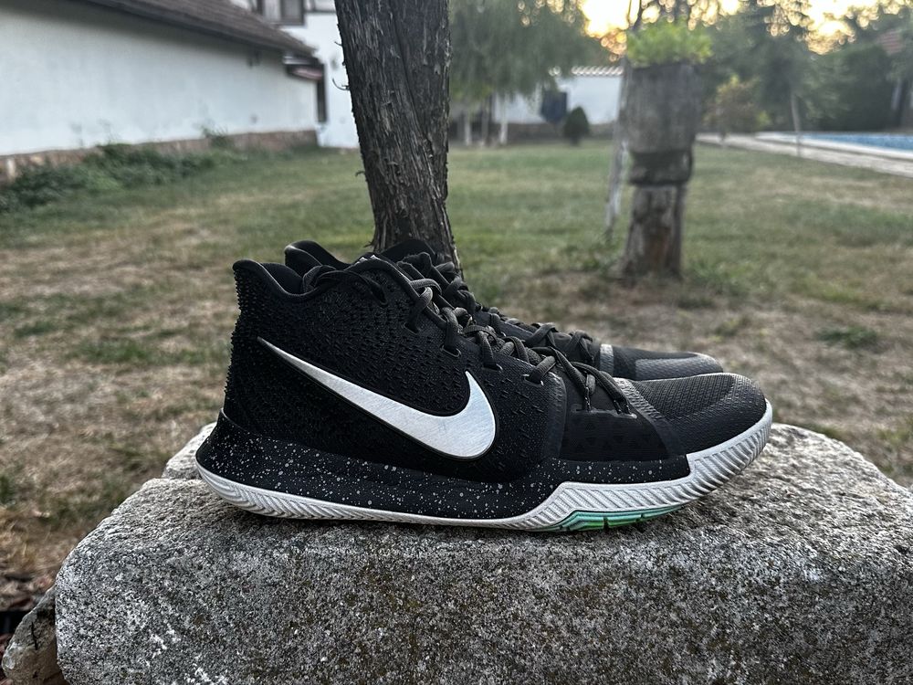 Nike Kyrie 3 black basketball Оригинални! 852395 - 018
