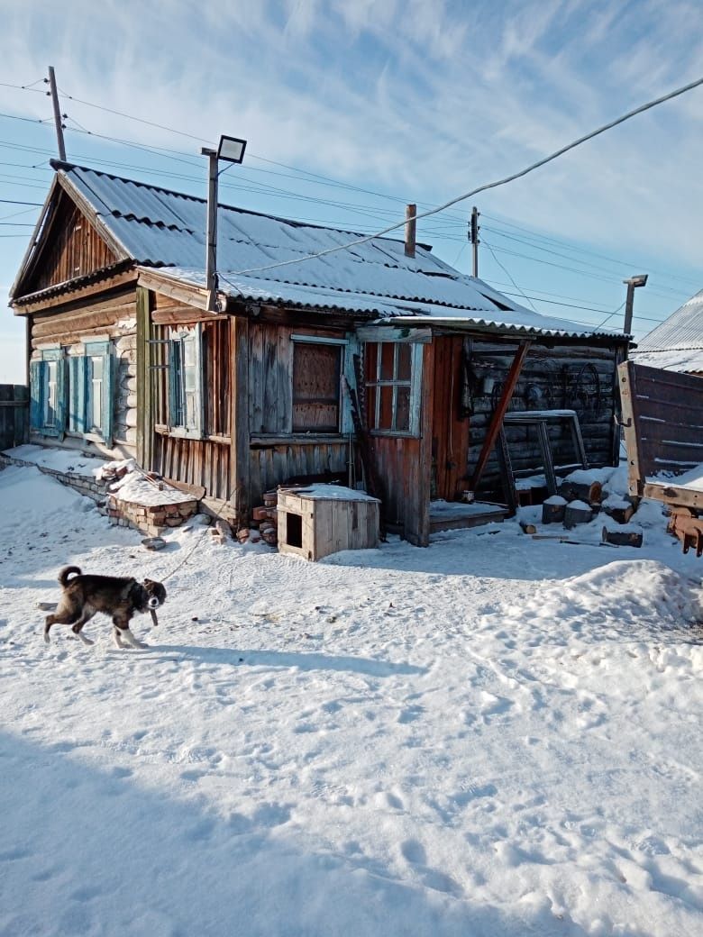 Продам дом на слом.