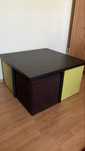 Set masa cafea Mobella 90x90 cm cu 4 taburete