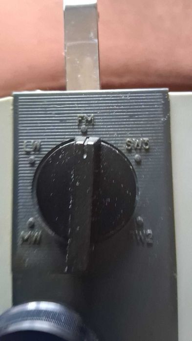 Radioreceptor portabil VEF  221