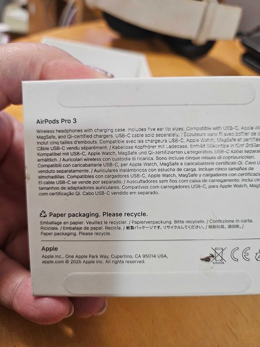 AirPods Pro 3 нови