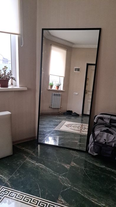 Зеркало продается