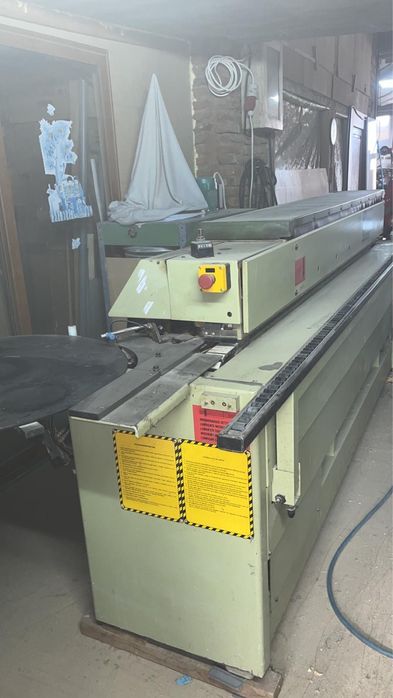 Masina de aplicat cant