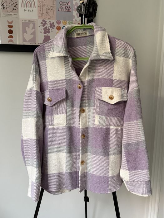 Куртки/ утепленная рубашка/ пальто женское