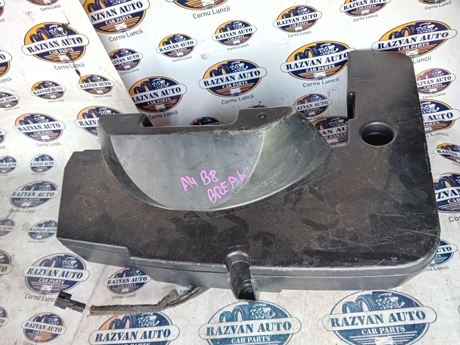 subwoofer spate original  audi a4 b8