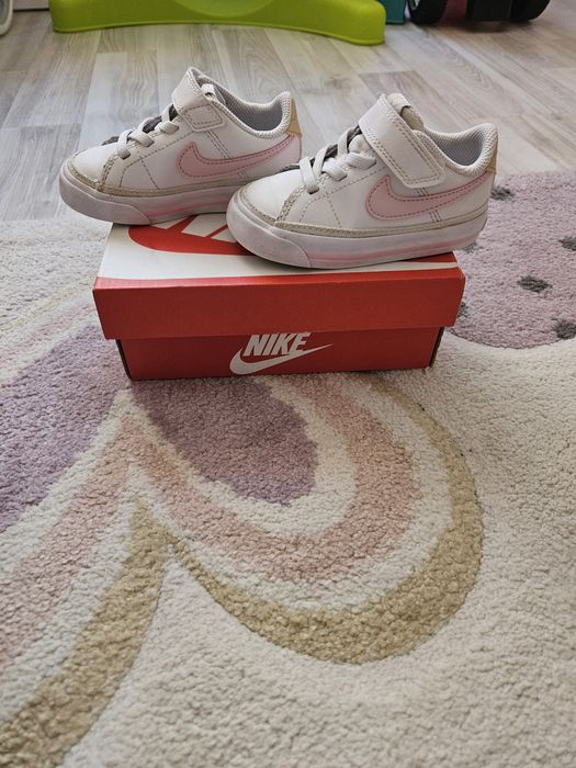 Детски маратонки Nike